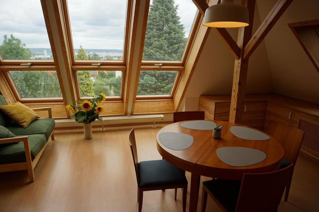 Apartment Mit Ausblick Im Dresdner Suedwesten Dresden Ngoại thất bức ảnh